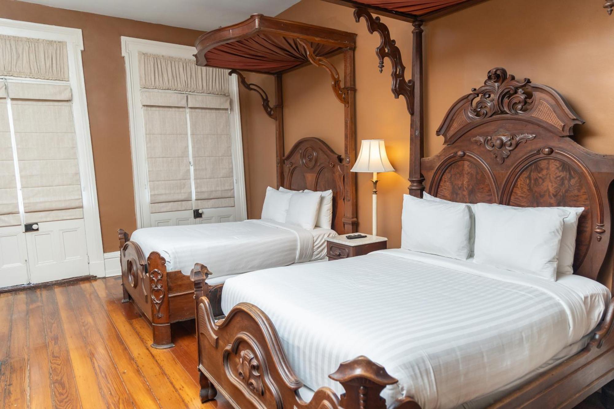 Lamothe House Hotel A French Quarter Guest Houses Property New Orleans Exterior photo